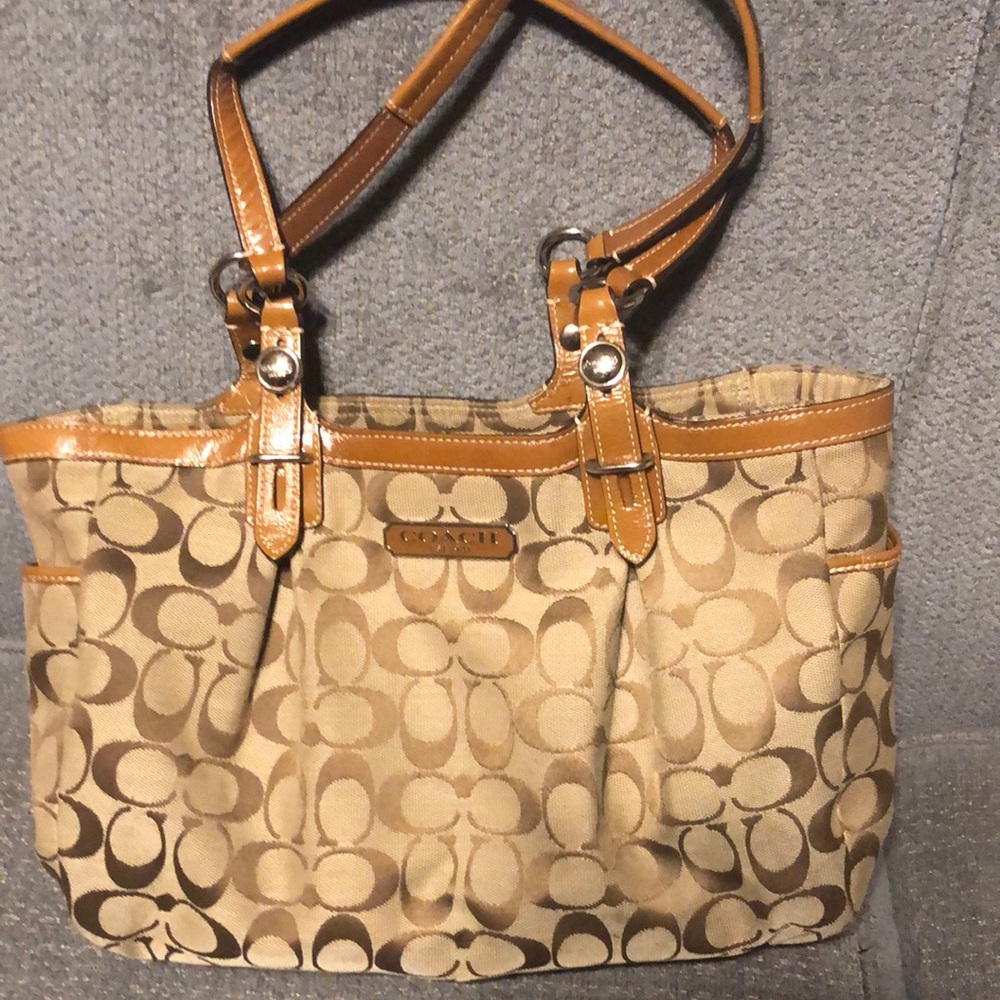 Coach handbag
